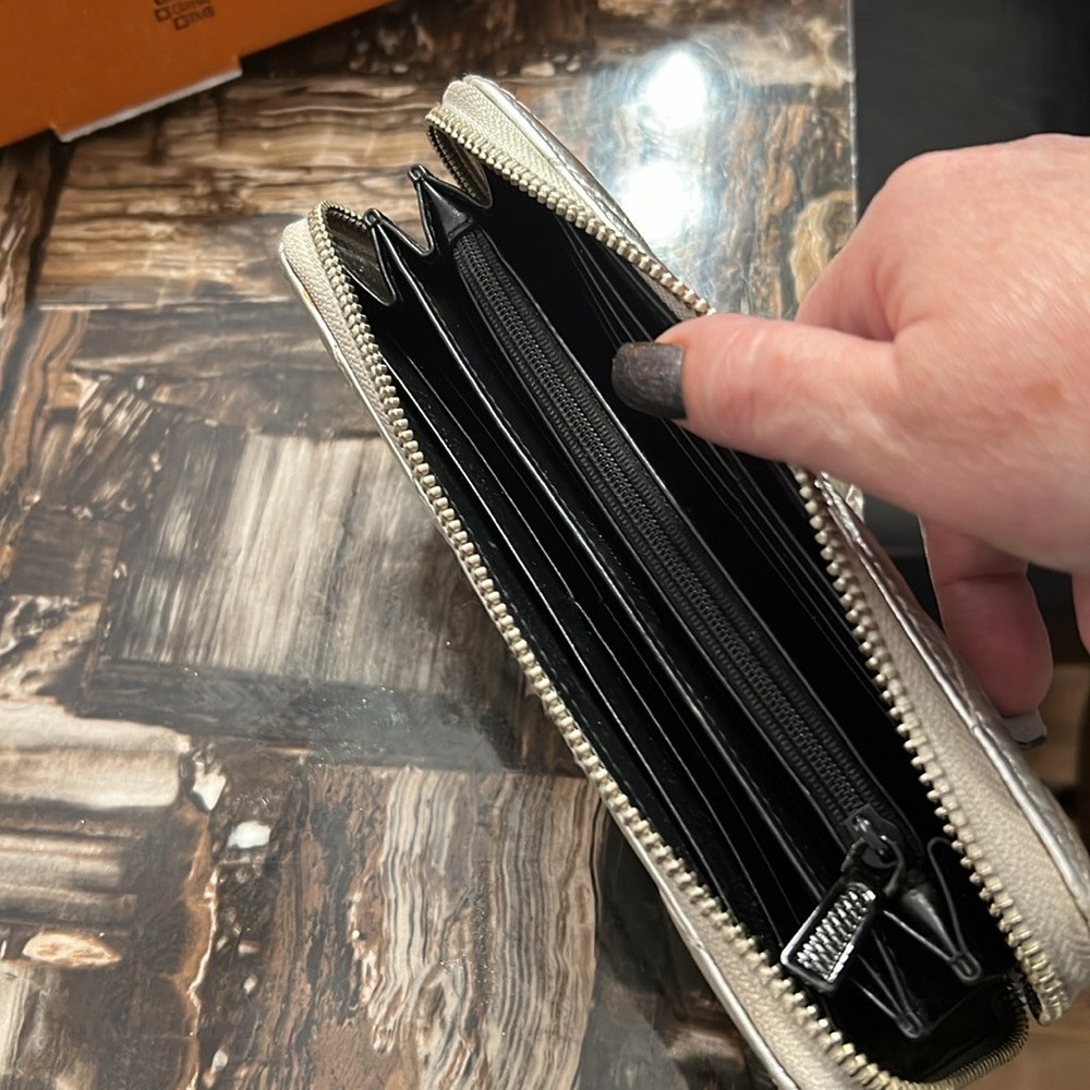 Wallet Silver - Picture 3 of 3
